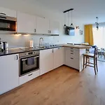 Invest Szklarska 800 B3 公寓 *