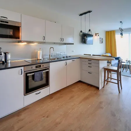 Invest Szklarska 800 B3 Apartman *