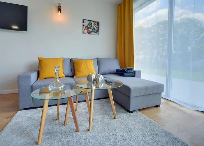 Invest Szklarska 800 B3 *